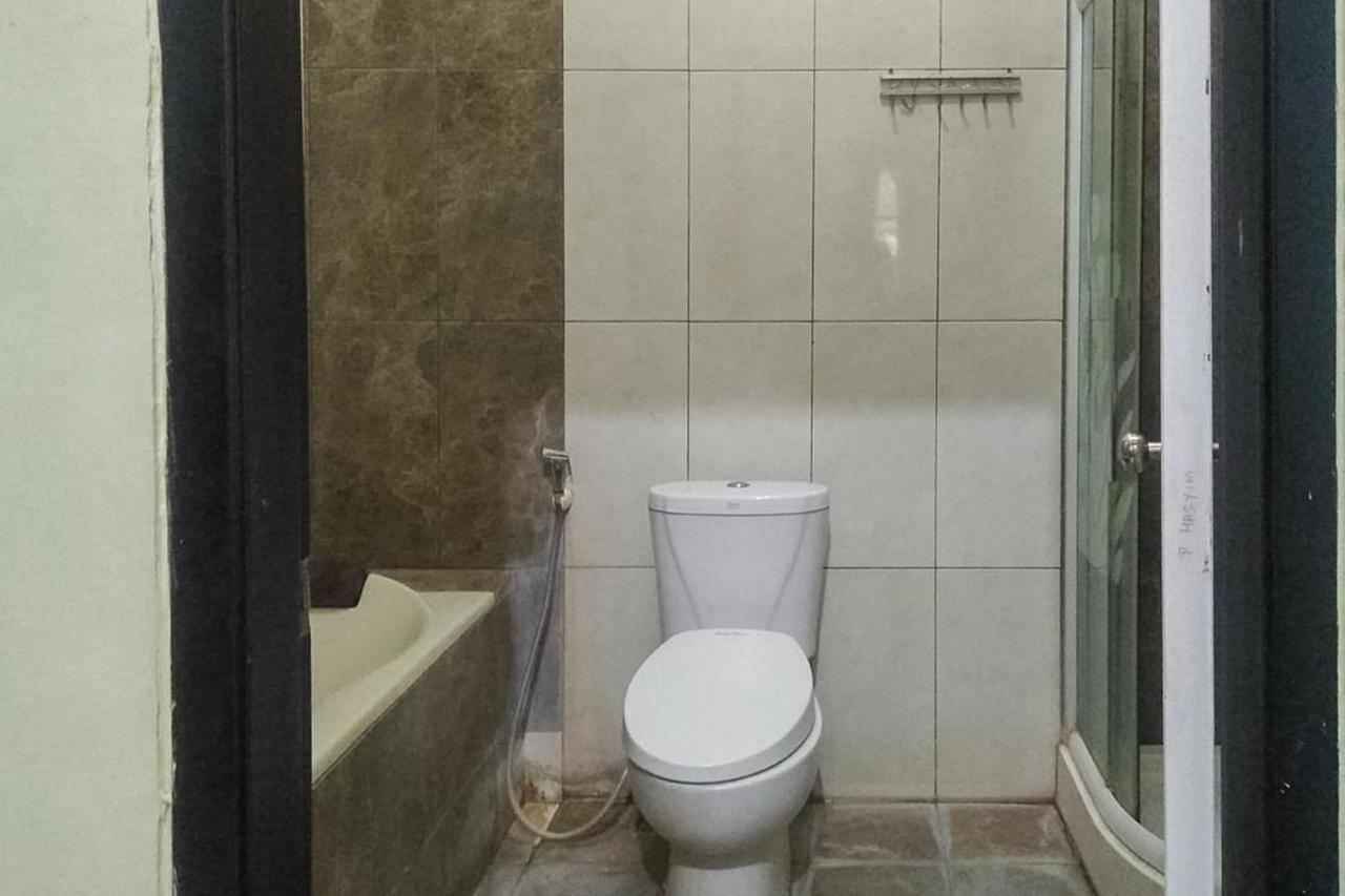 Hotel Baitussafar Ummi 1 Syariah Malang Zewnętrze zdjęcie